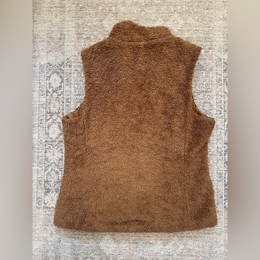 Patagonia Women’s Los Gatos Fleece Vest in Brown. Size Large. - Picture 5 of 6